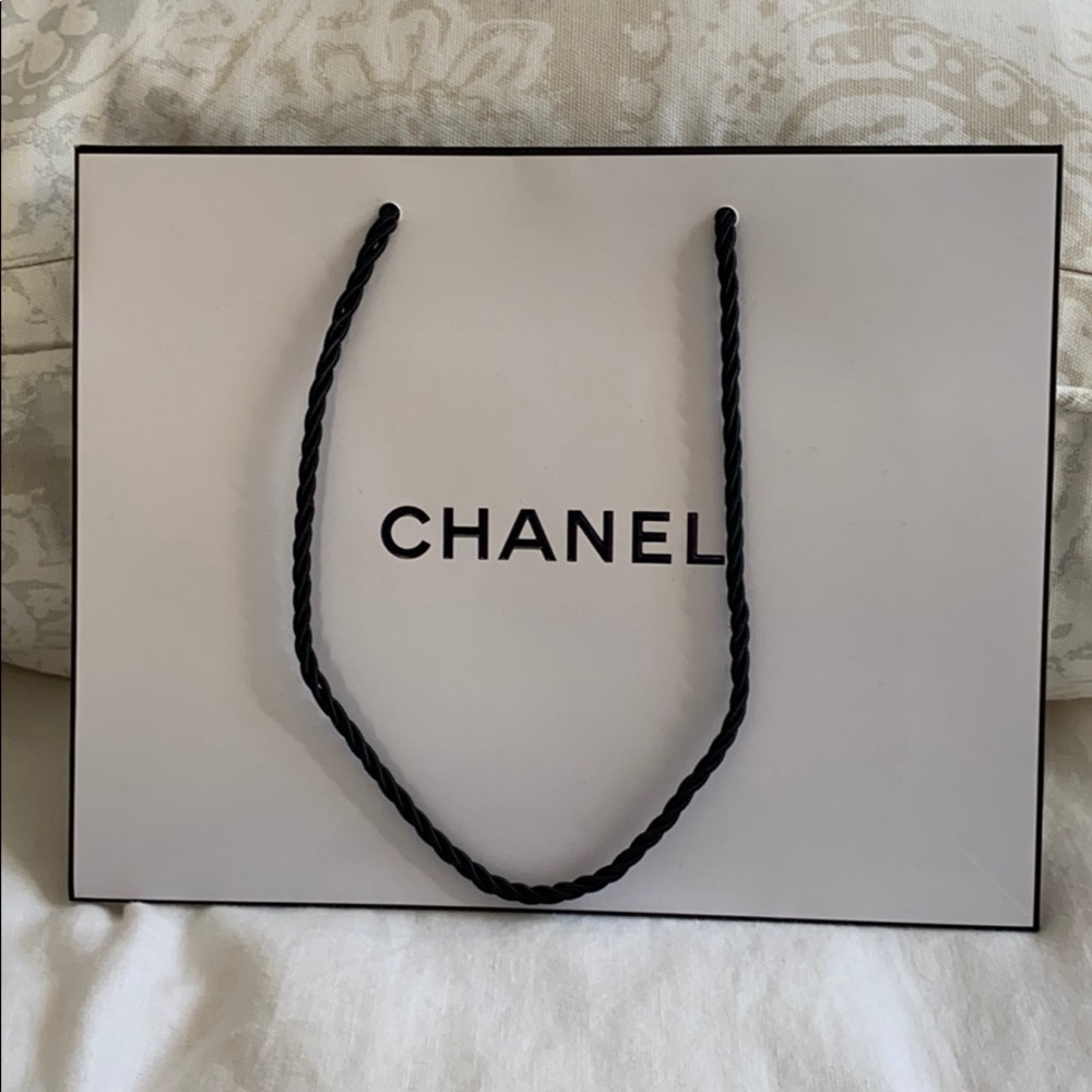 Chanel shopping bag